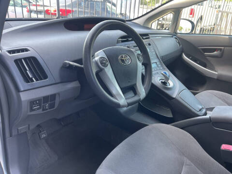 2011 Toyota Prius Two