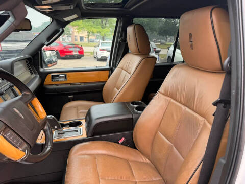 2014 Lincoln Navigator L