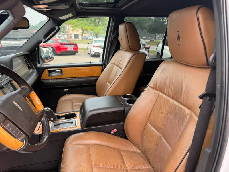 2014 Lincoln Navigator L