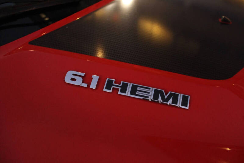 2008 Dodge Challenger SRT8