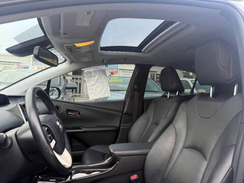 2016 Toyota Prius Four Touring