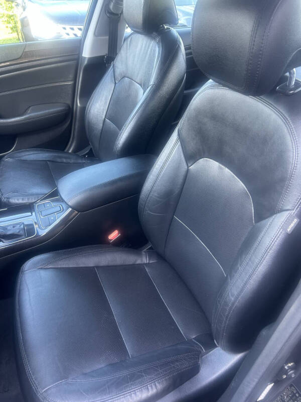 2016 Kia Cadenza Premium