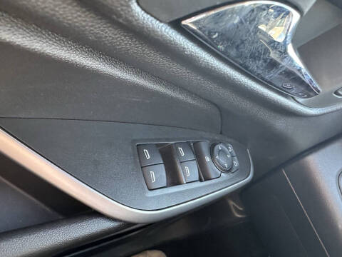 2024 Chevrolet Trax RS