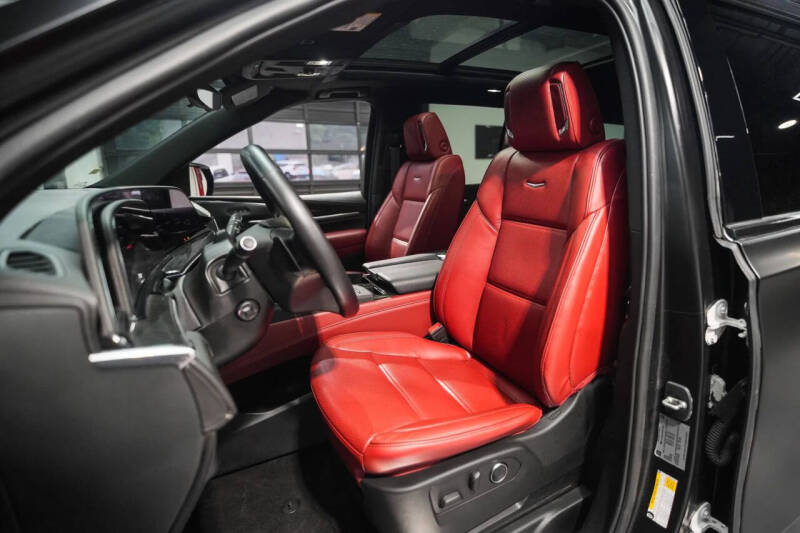 2024 Cadillac Escalade Premium Luxury