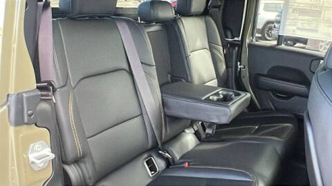 2025 Jeep Gladiator High Tide