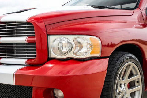 2005 Dodge Ram 1500 SRT-10
