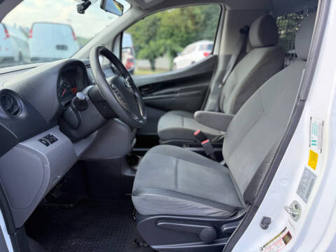 2020 Nissan NV200 SV