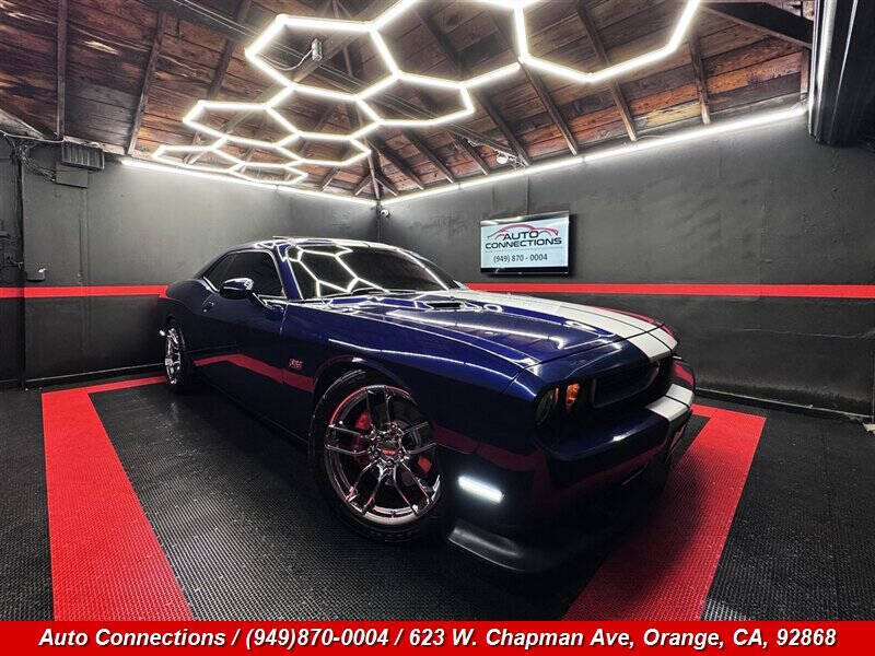 2014 Dodge Challenger SRT8