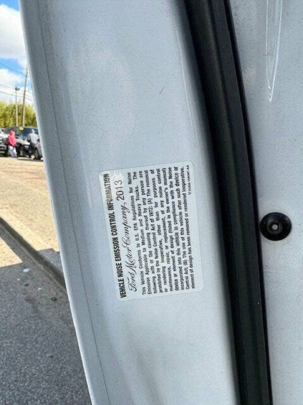 2014 Ford E-Series E-450 SD