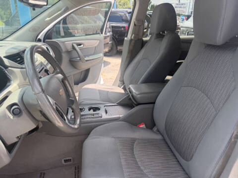 2017 Chevrolet Traverse LT