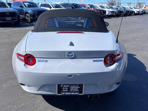 2025 Mazda MX-5 Miata Grand Touring