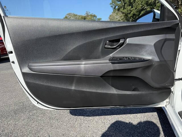 2021 Hyundai Veloster 2.0L Premium