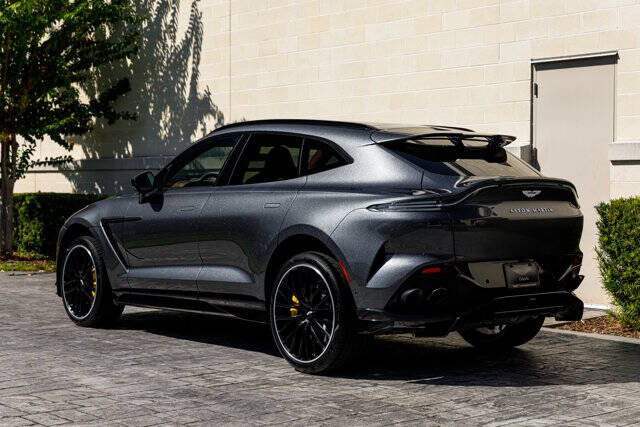 2023 Aston Martin DBX 707