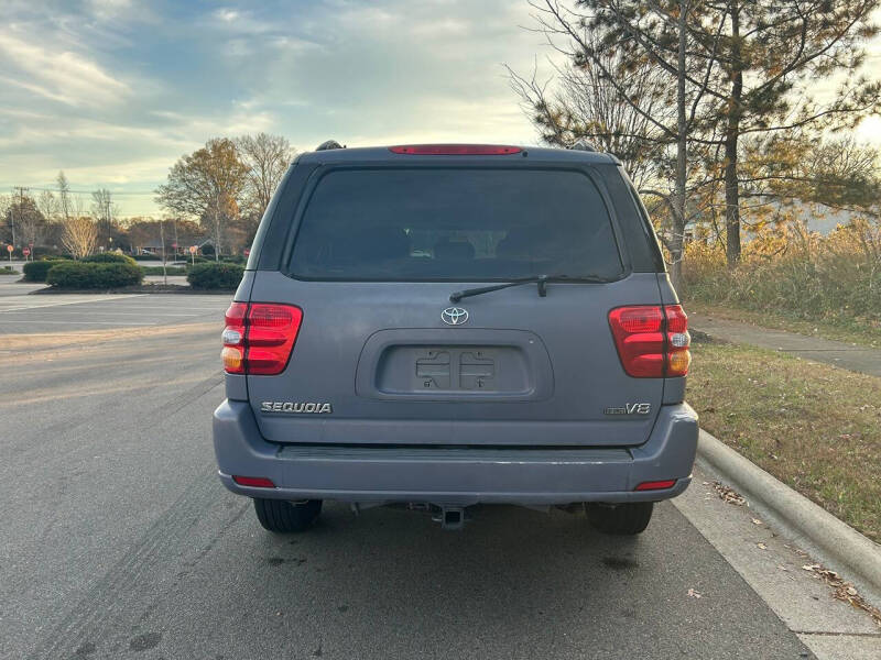 2001 Toyota Sequoia SR5