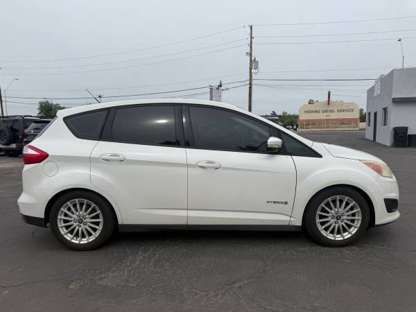 2013 Ford C-MAX Hybrid SE