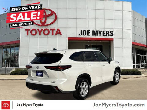 2024 Toyota Highlander LE