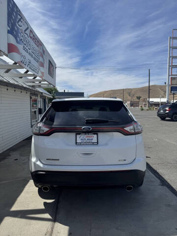 2017 Ford Edge SE