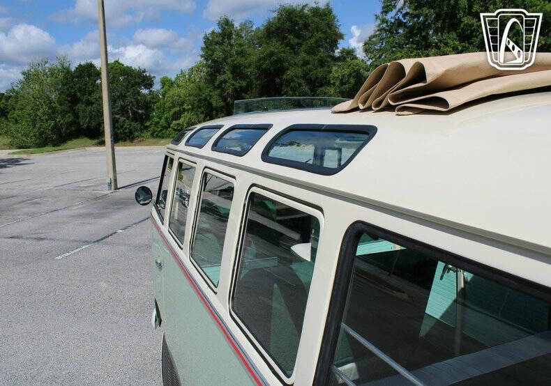 1974 Volkswagen Samba