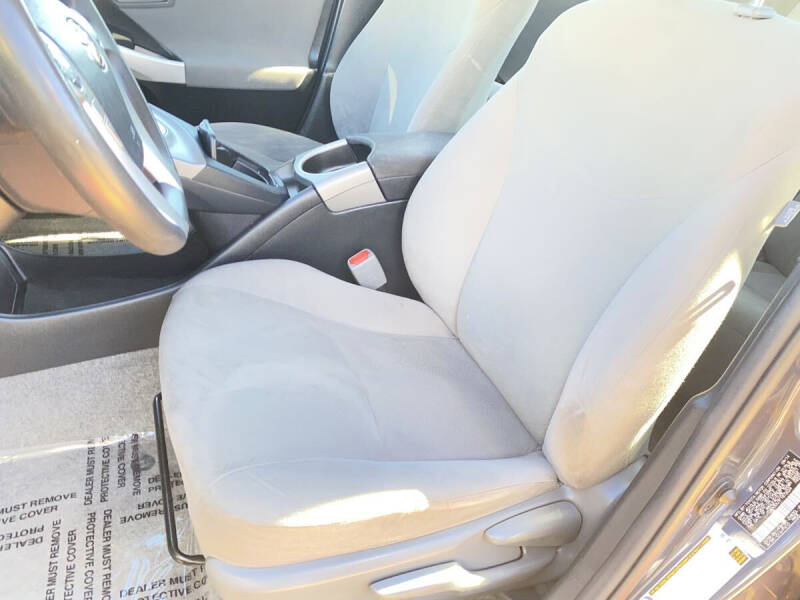 2015 Toyota Prius Three