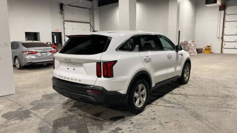 2022 Kia Sorento LX