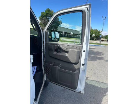 2018 Chevrolet Express 2500