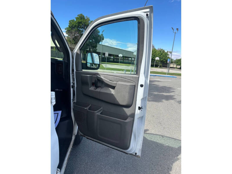 2018 Chevrolet Express 2500