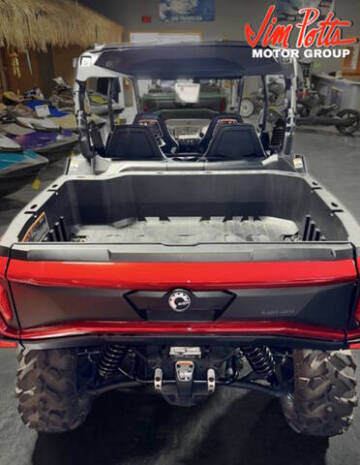 2024 Can-Am Commander Max XT