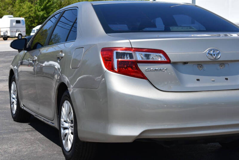 2014 Toyota Camry LE