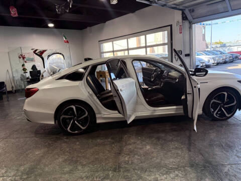 2022 Honda Accord Hybrid Sport