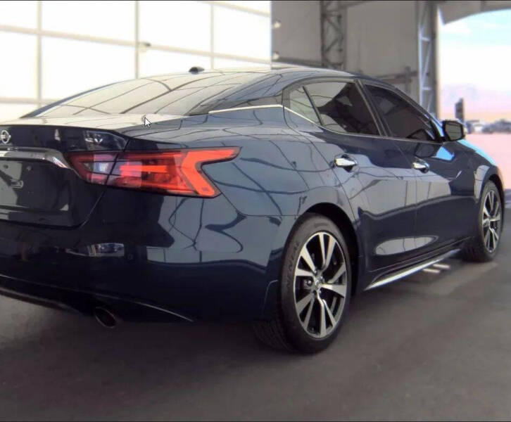 2017 Nissan Maxima