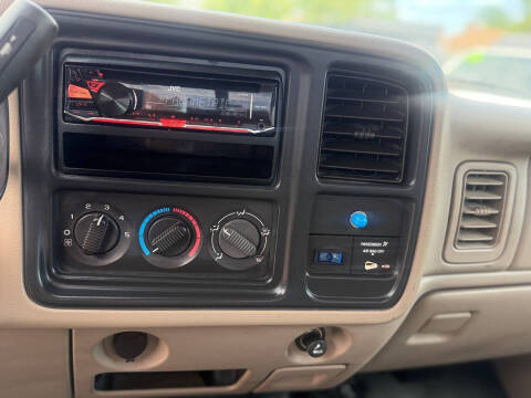 2006 GMC Sierra 2500HD SL1