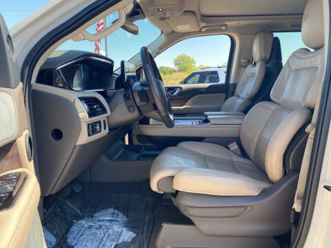 2023 Lincoln Navigator L Reserve