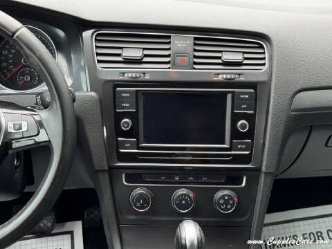 2019 Volkswagen Golf S