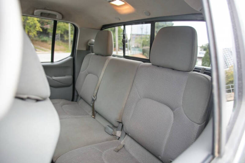 2021 Nissan Frontier SV