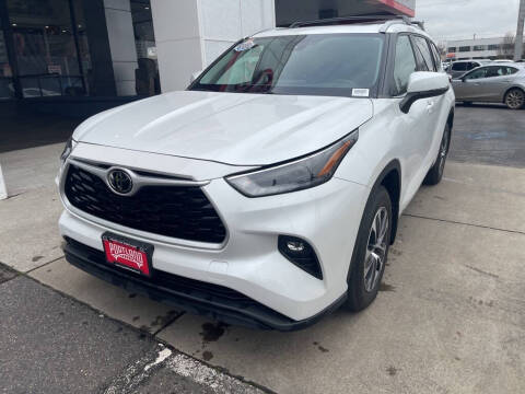 2022 Toyota Highlander XLE
