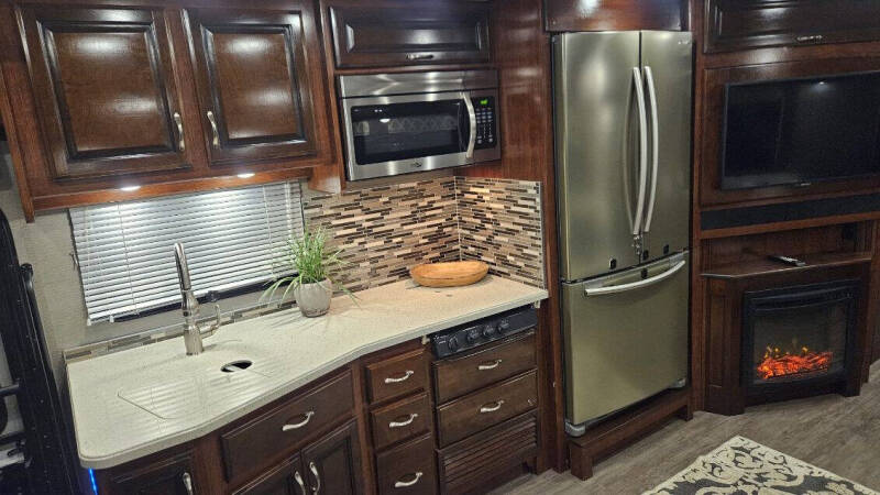 2018 Fleetwood Bounder