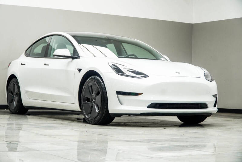 2021 Tesla Model 3 Standard Range Plus