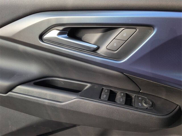 2026 Chevrolet Equinox EV LT 2