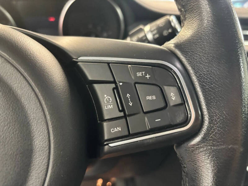 2018 Jaguar E-PACE P250 S