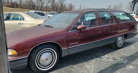 1991 Oldsmobile Custom Cruiser for sale at Carson's Cars in Milwaukee WI