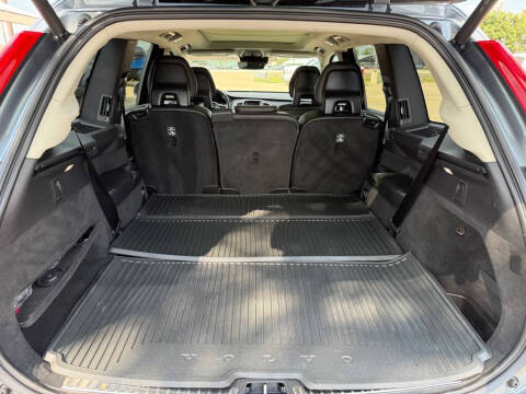 2018 Volvo XC90 T5 Momentum 7-Passenger