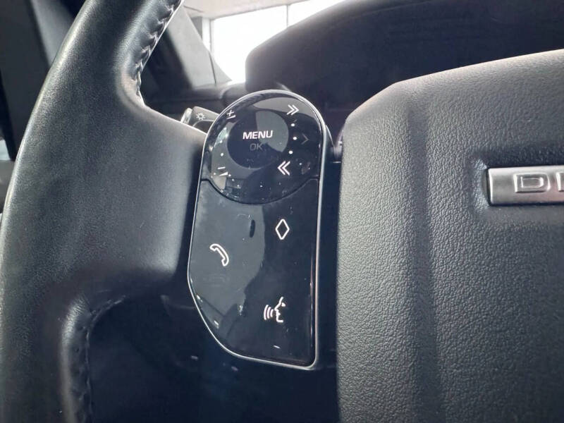 2020 Land Rover Discovery Landmark Edition