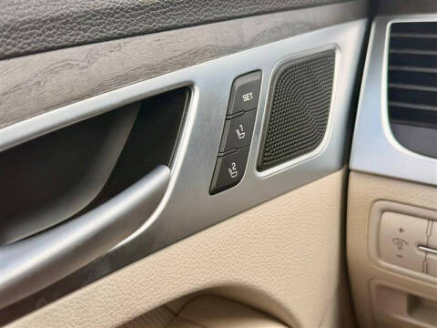 2017 Genesis G80