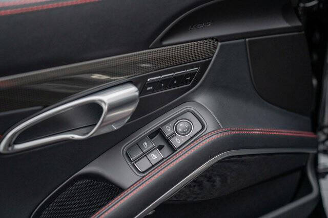 2018 Porsche 911 15