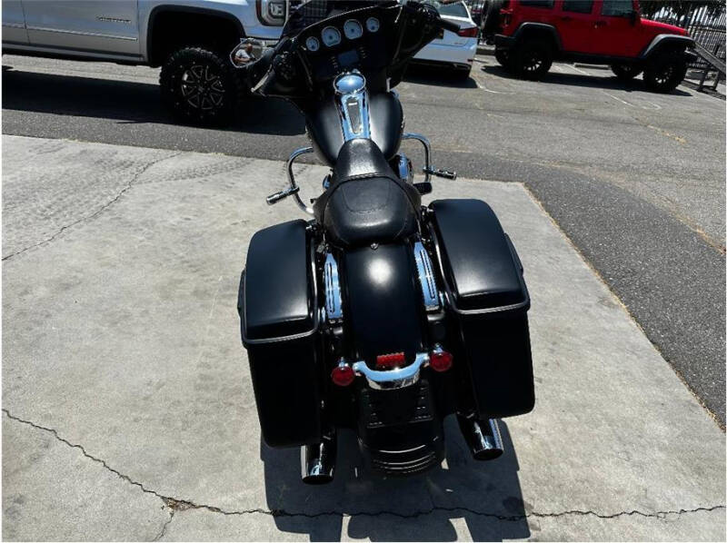 2016 Harley-Davidson FLHX / Street Glide