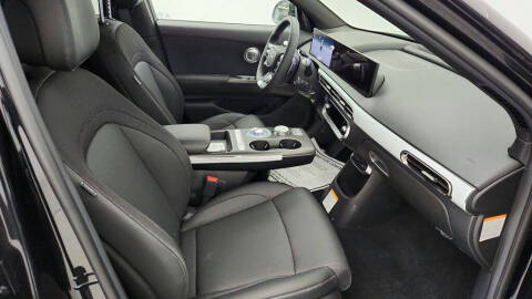 2026 Genesis GV60 Standard