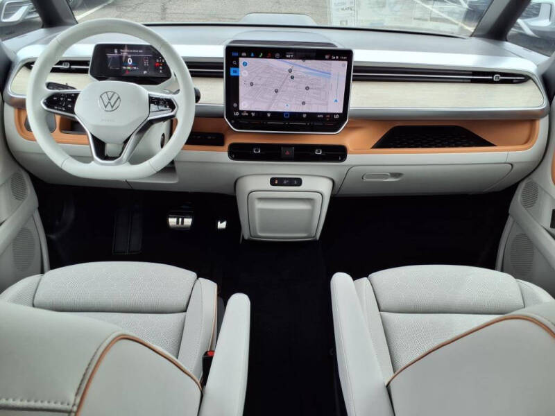 2025 Volkswagen ID. Buzz Pro S Plus