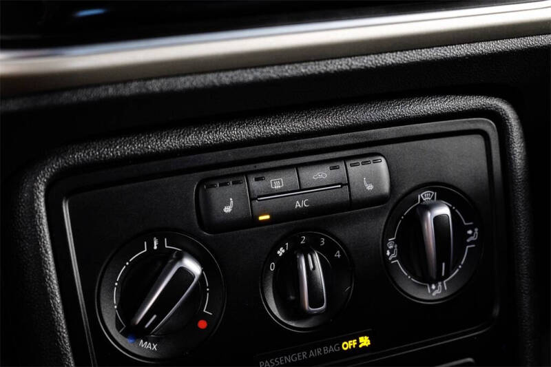 2016 Volkswagen Beetle 1.8T SE