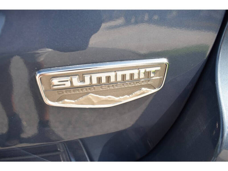 2020 Jeep Grand Cherokee Summit