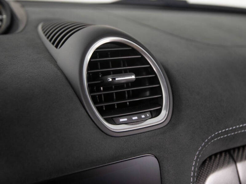 2023 Porsche 718 Cayman GT4 RS